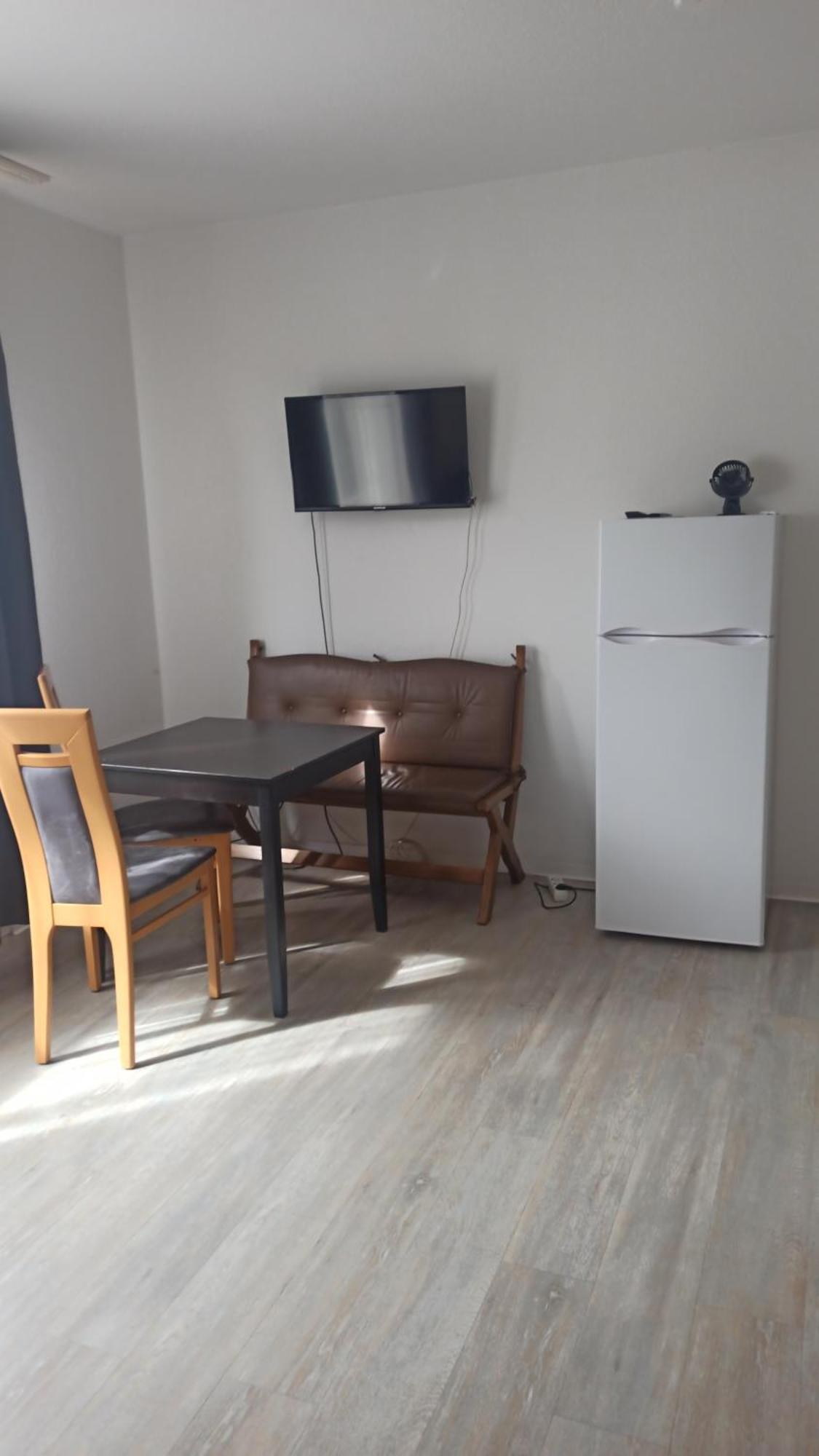Helle Ferienwohnung An Der Rheinpromenade 50 Qm Duisburg Exteriér fotografie