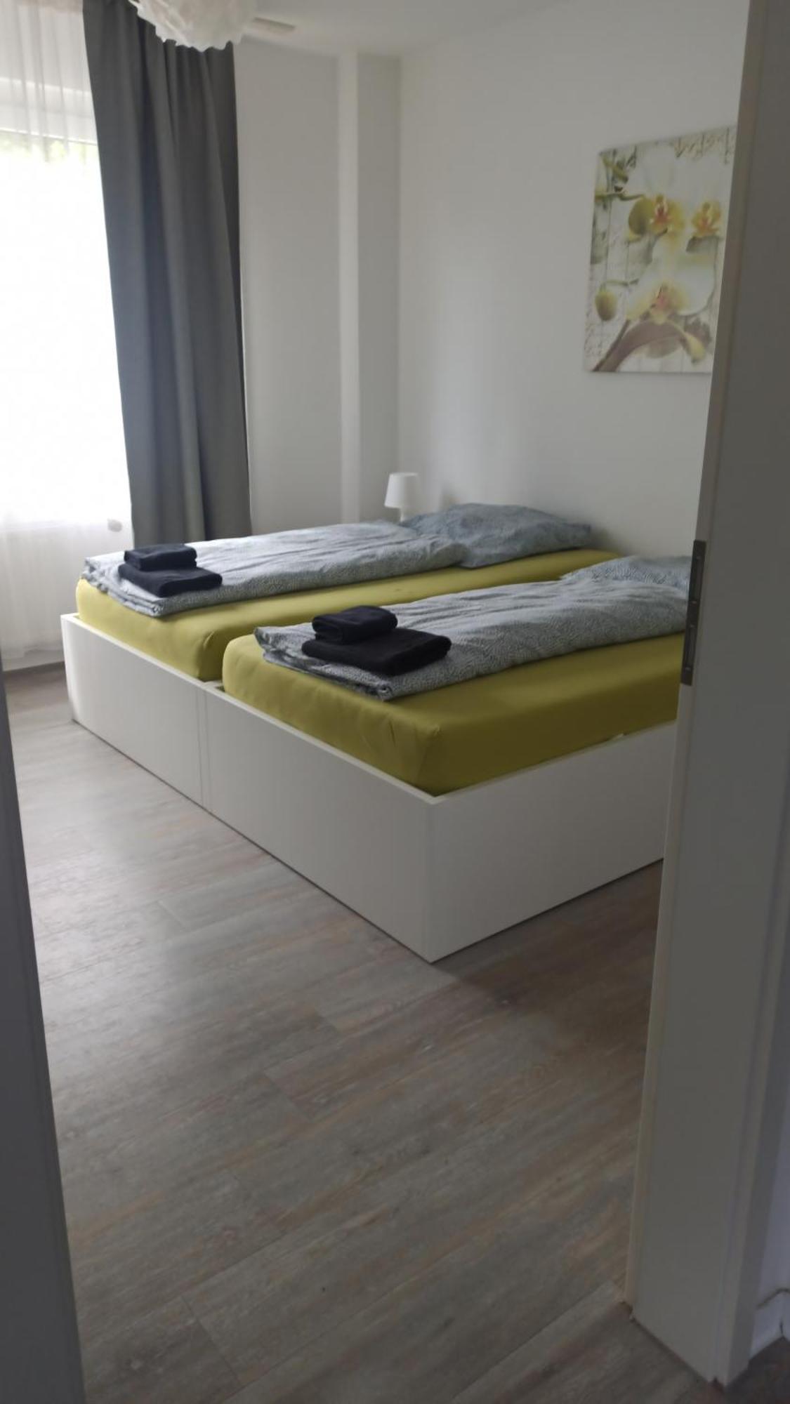 Helle Ferienwohnung An Der Rheinpromenade 50 Qm Duisburg Exteriér fotografie