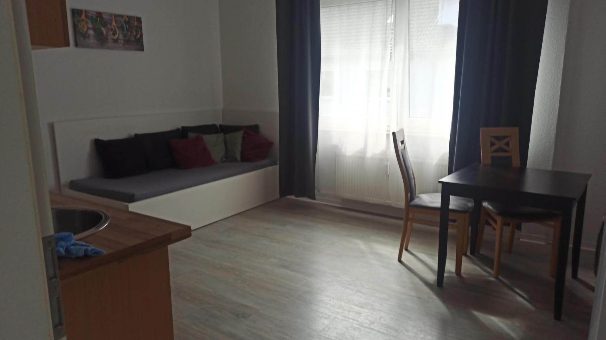Helle Ferienwohnung An Der Rheinpromenade 50 Qm Duisburg Exteriér fotografie