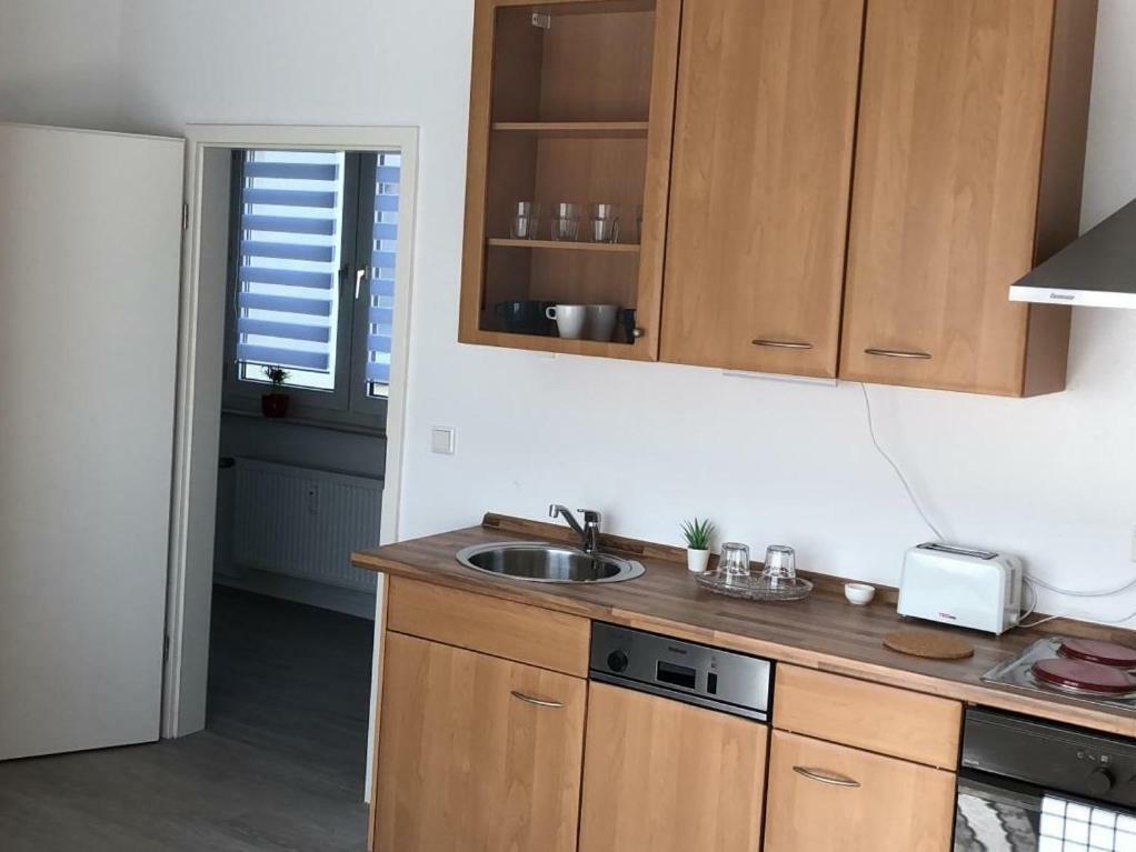 Helle Ferienwohnung An Der Rheinpromenade 50 Qm Duisburg Exteriér fotografie